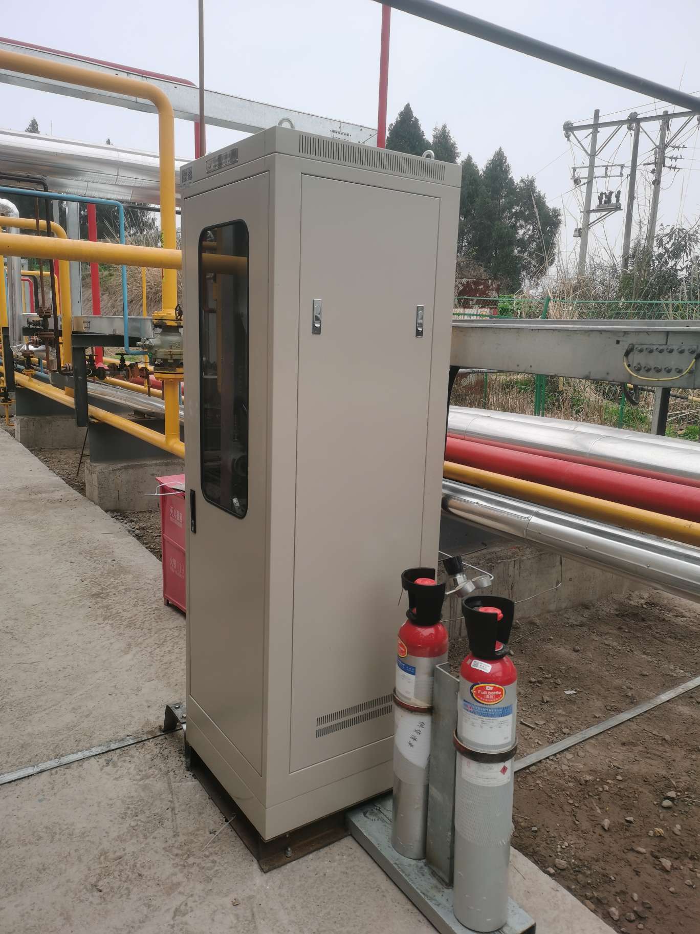 ������ҵ�������߷�����  ������������ 
�ؼ���: