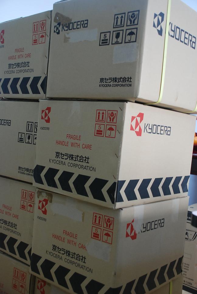 KCG057QV1DB-G00 
ؼ:
