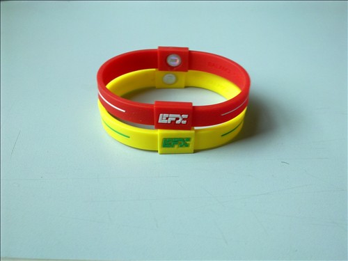 轺轺ֻɫֻ 
ؼ:2011-12-02