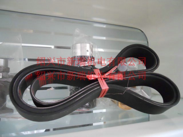 Ӣ��������ѹ��Ƥ�� 
�ؼ���:2011-04-17 15:19:42