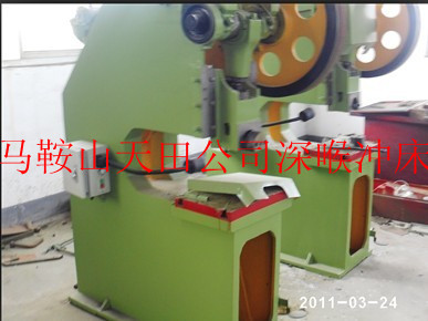 16崲۸J21S/25崲 
ؼ:2011-05-23