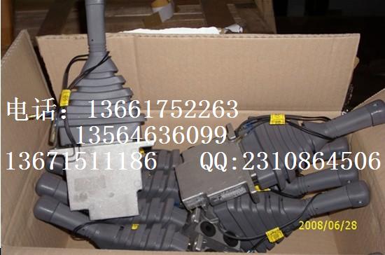 ��/����ԭװ�ڻ�����������˨���׸���˨�����͸�Ӧ����Ƥ���� 
�ؼ���:2011-08-11