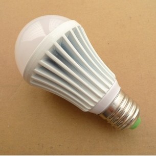 LEDѹݵ A60ݵ,7Wݵ ƹ 
ؼ: