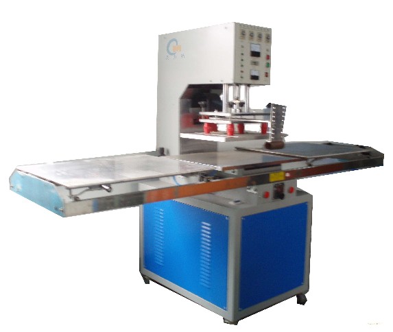 ��Ƶ�������˳�ݸ��ܲ�ģ�߳���������ѡ���� 
�ؼ���: