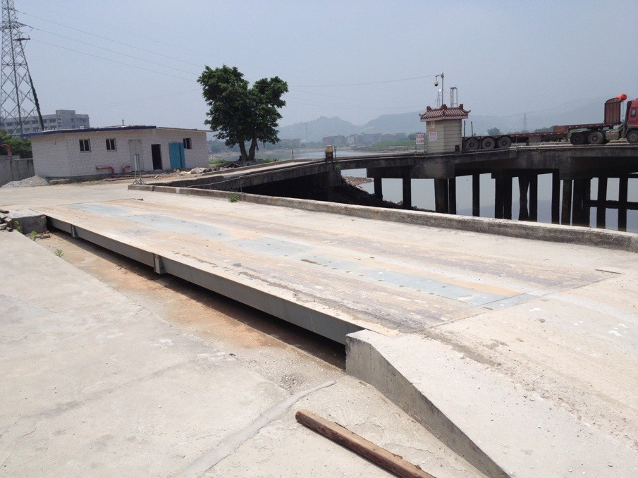 ���ݵذ� 
�ؼ���: