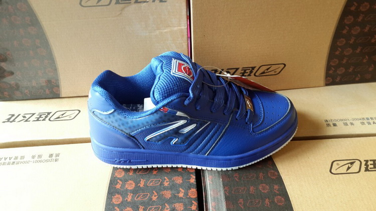 �������� ��������֤��Ʒ����ŮЬ ��ѡ����Ь�� ���ػ�ӭ�� 
�ؼ���: