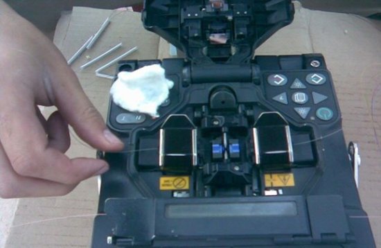 ��������רҵͨ�Ź��̼������꾭���۽ӹ��� 
�ؼ���: