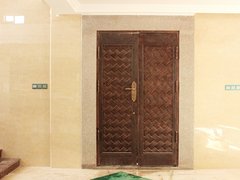 ؼ뻧 
ؼ: