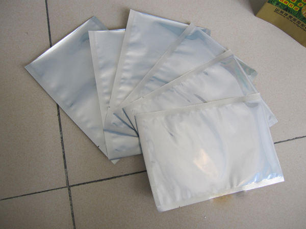 ɽ��ҽҩ��װ���������У��۸���ʵ�ݣ����к� 
�ؼ���: