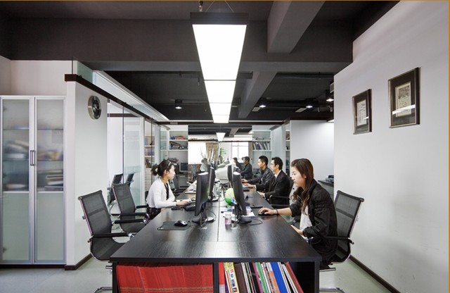 칫װޣϺ칫װ----Ϻװ 
ؼ: