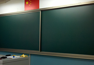 ̰塪ʵĻ̰峧ںʡ 
ؼ: