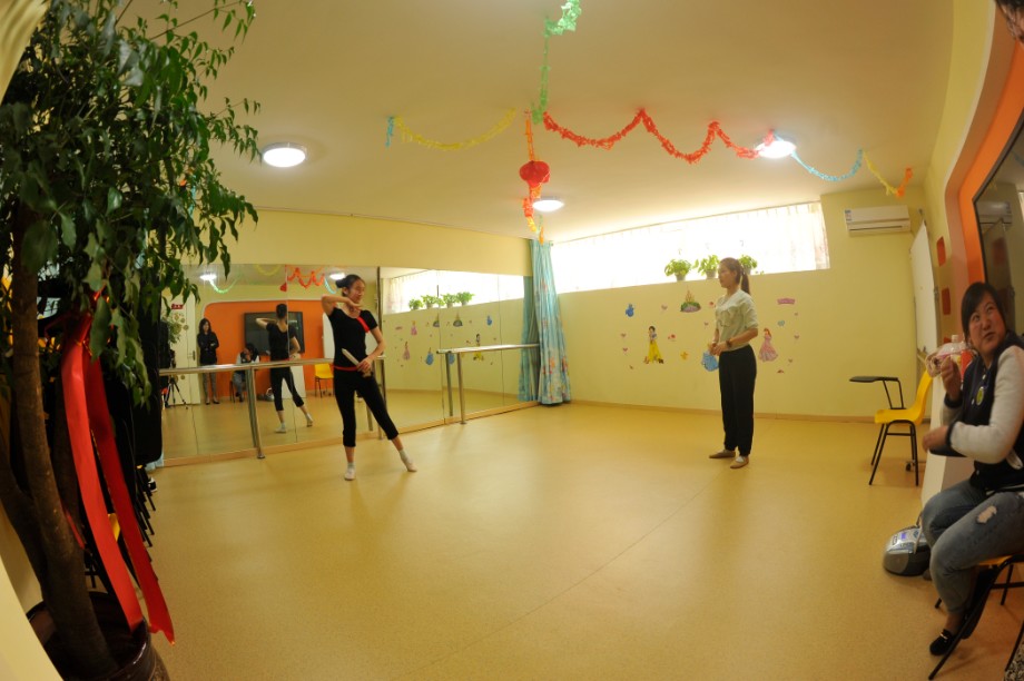 ������������б���רҵ���赸��ѵ�࣡ 
�ؼ���: