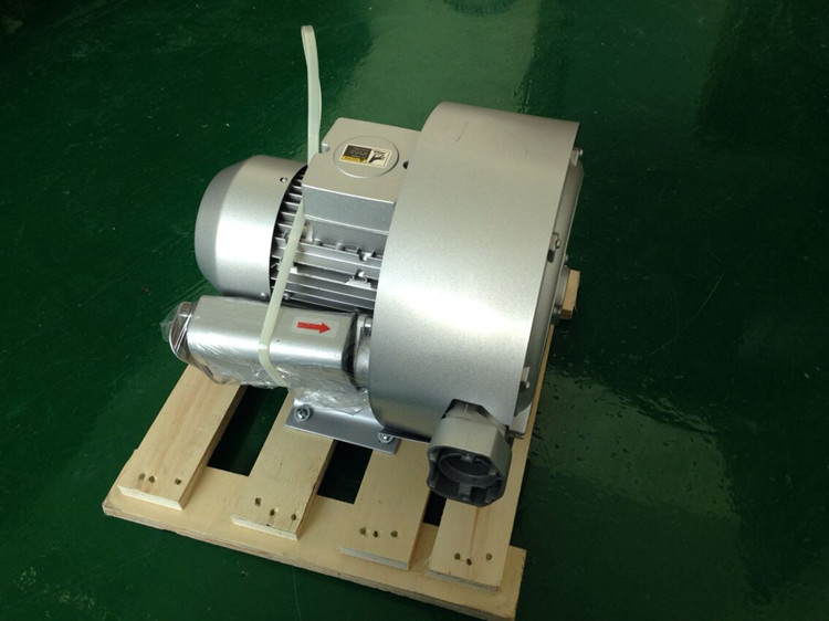 ��ֽ�������������������Ӧ�Լ۱ȸߵĸ�ѹ��� 
�ؼ���: